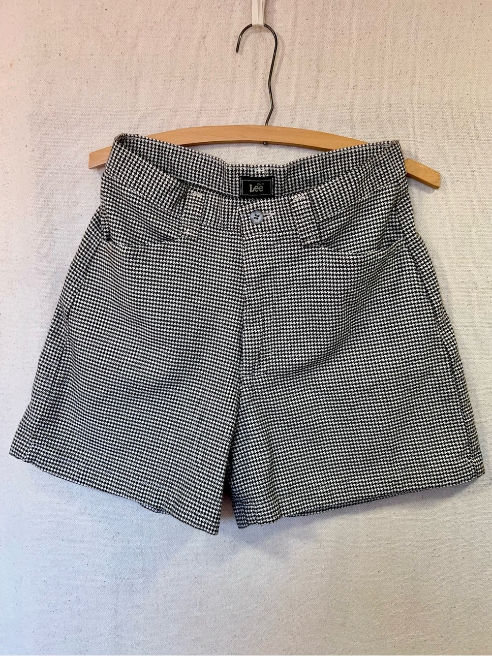 Vintage Lee Women's Black and White Houndstooth Shorts